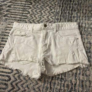 H&M white shorts